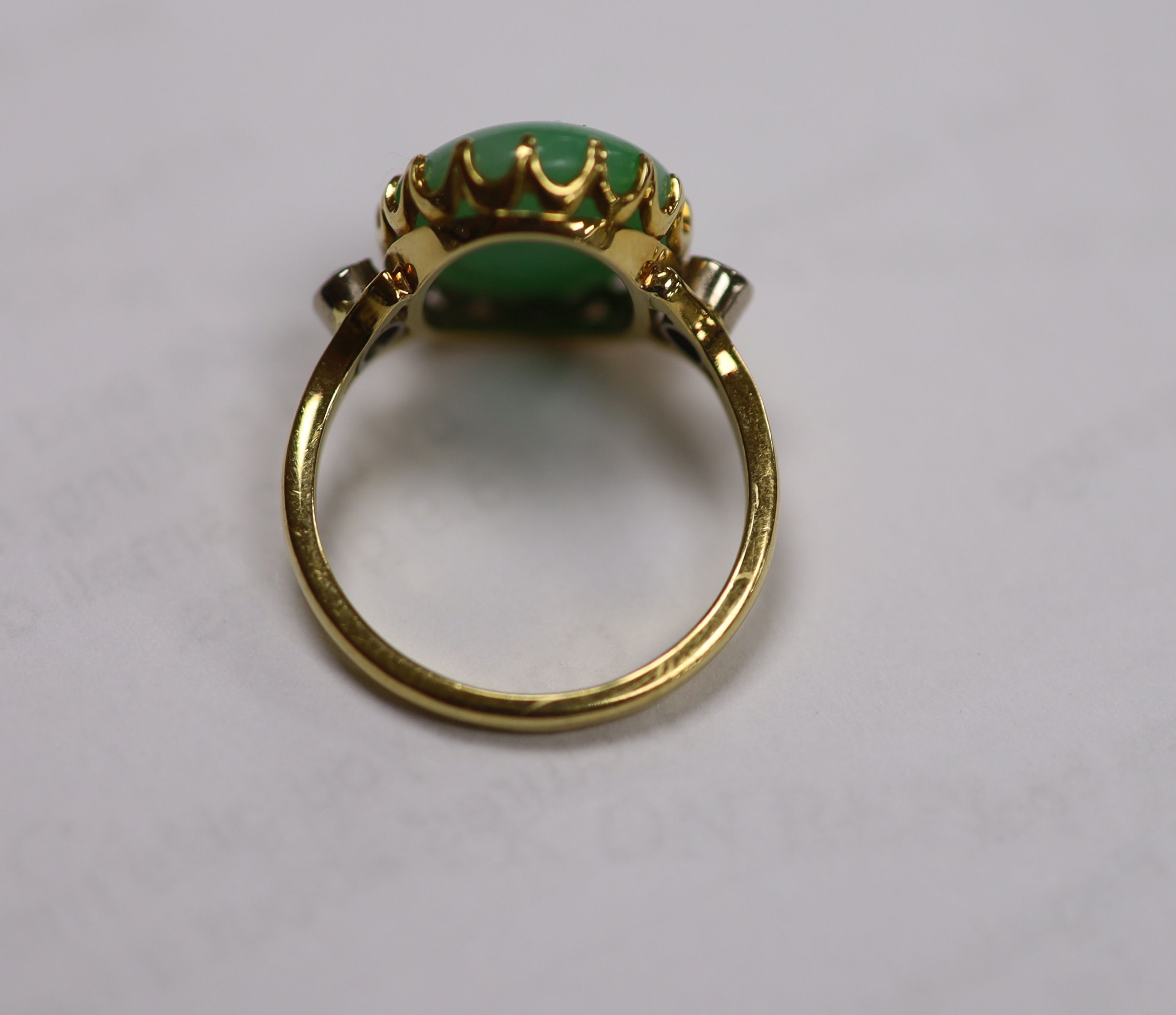 A jade and diamond dress ring, 18ct yellow gold setting